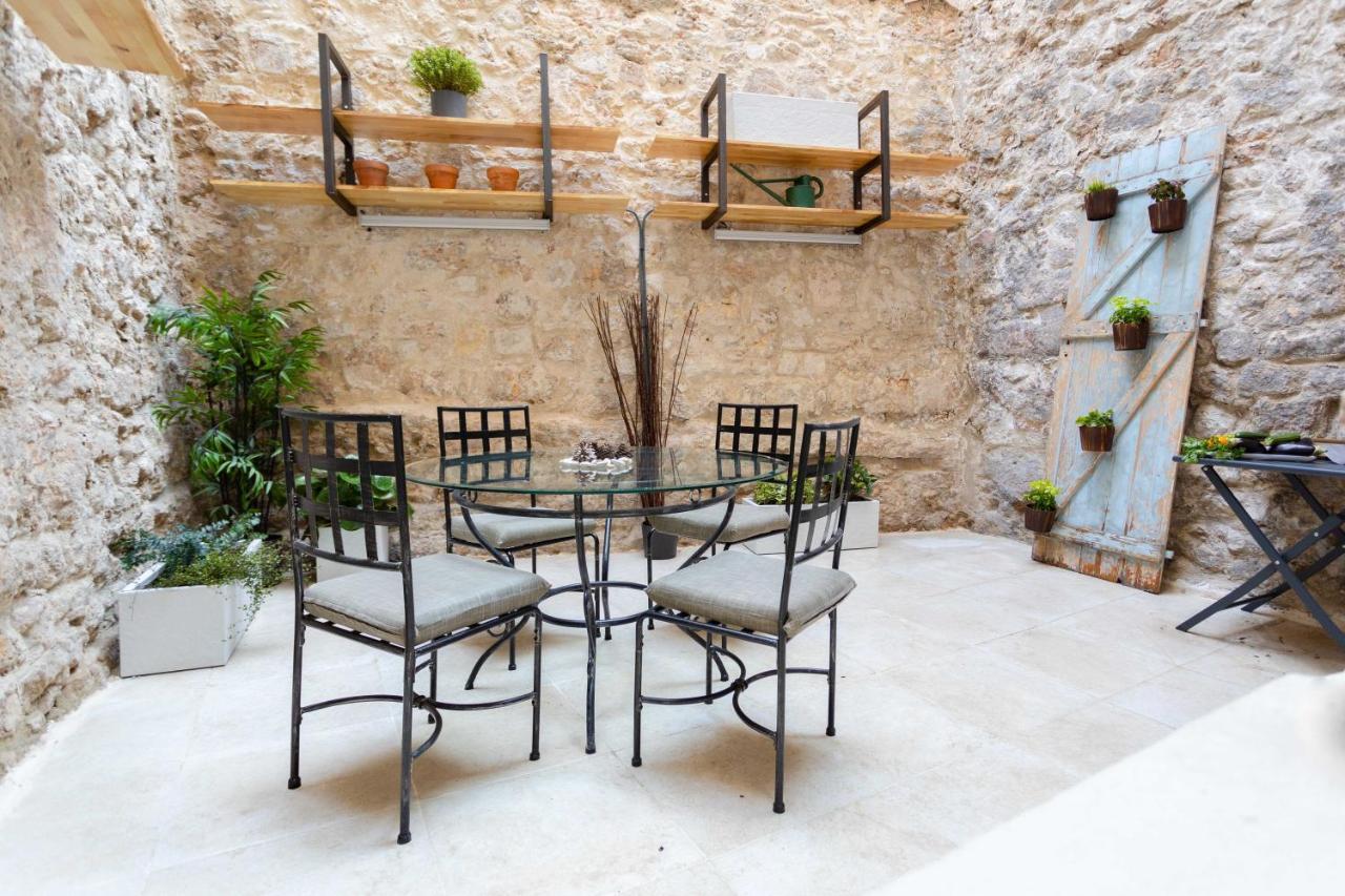 Jardin Secret Studio Terrasse Panier Vieux-Port Marseille Apartment Exterior photo